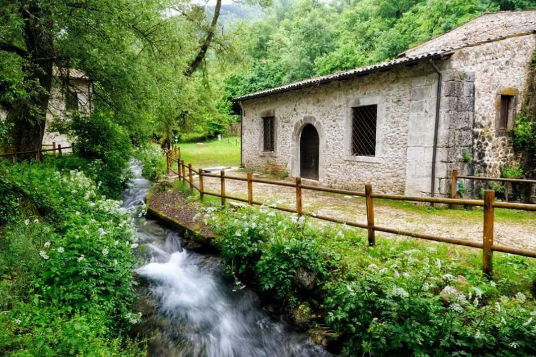 Casa Vacanze sul Gizio Pettorano sul Gizio Esterno foto
