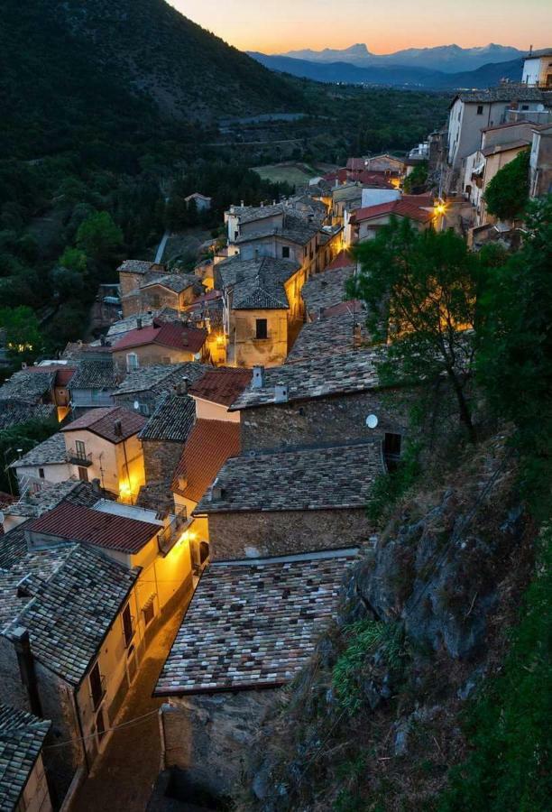 Casa Vacanze sul Gizio Pettorano sul Gizio Esterno foto